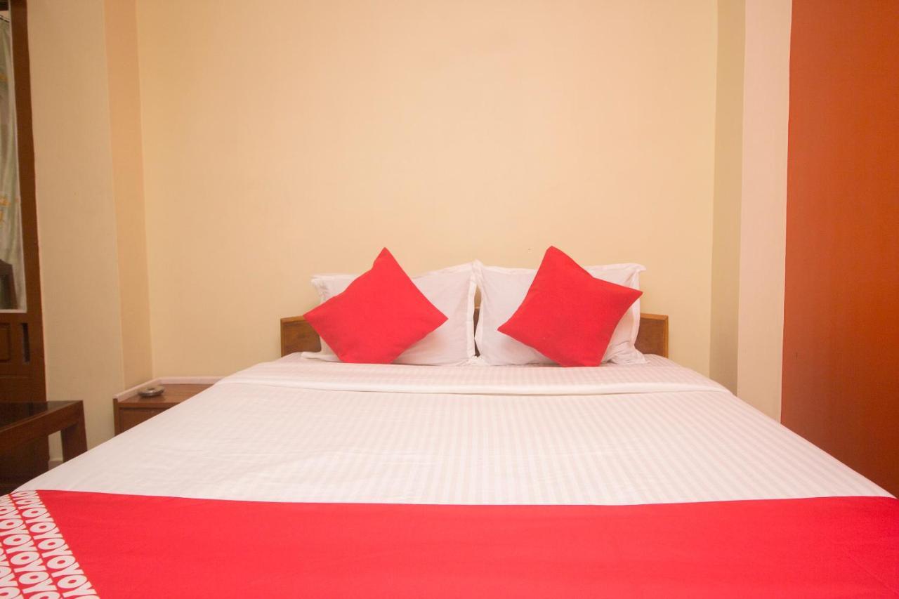 Oyo 48133 Hotel Payel Malda Exterior photo