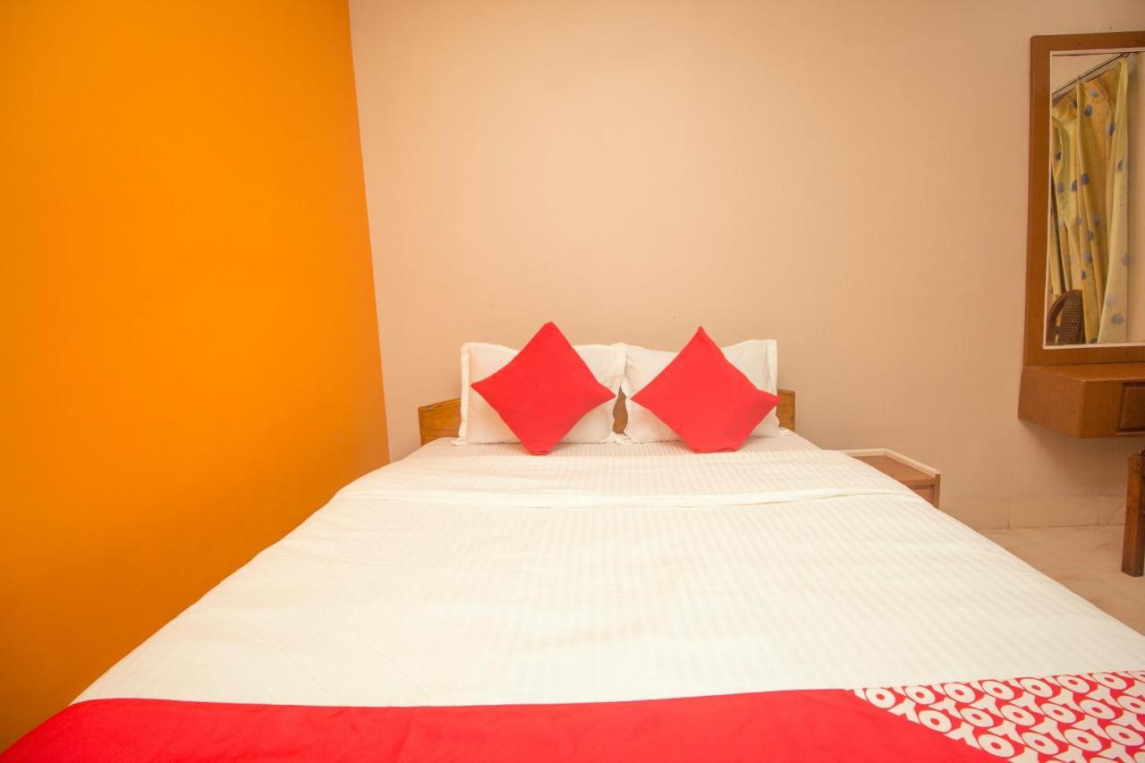 Oyo 48133 Hotel Payel Malda Exterior photo
